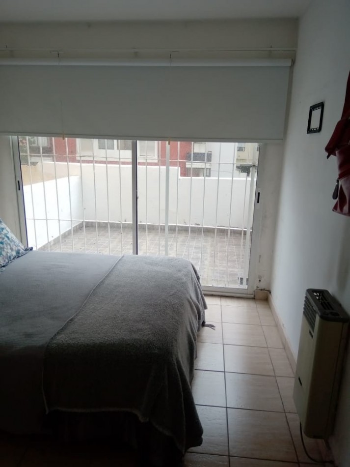 Depto 2 amb a la calle con terraza al contrafrente Zona Paseo Aldrey 