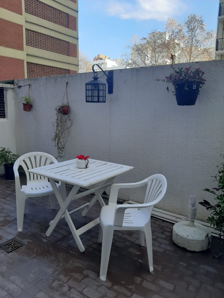 Depto en Venta 3 ambientes impecable.zona plaza Colon 