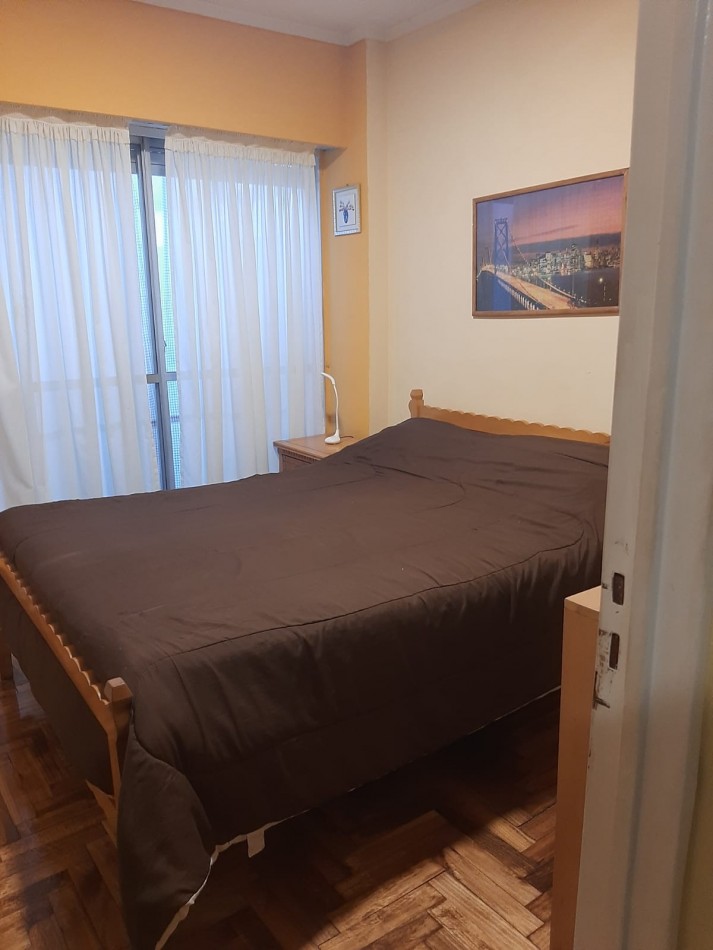 Depto en Venta 3 ambientes impecable.zona plaza Colon 