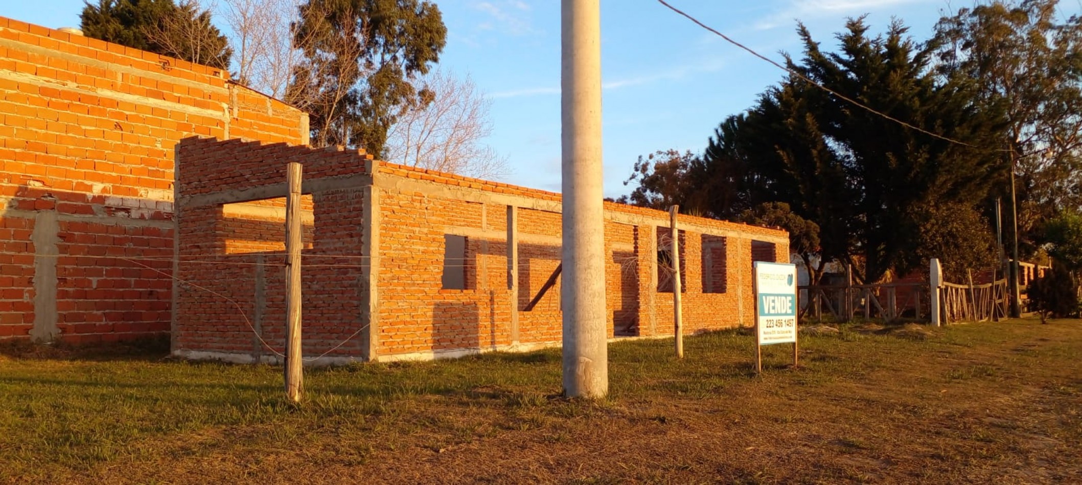 Lote con construccion a terminar en venta 