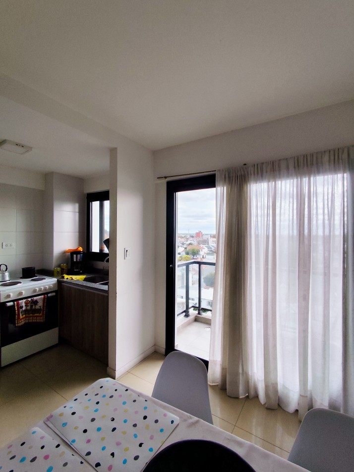 Depto un amb con balcon a la calle con amenities Edificio Cuarzur I