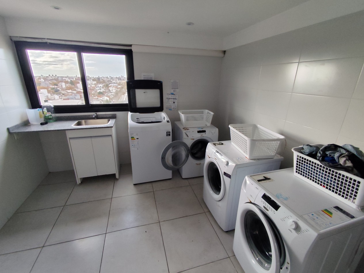 Depto un amb con balcon a la calle con amenities Edificio Cuarzur I