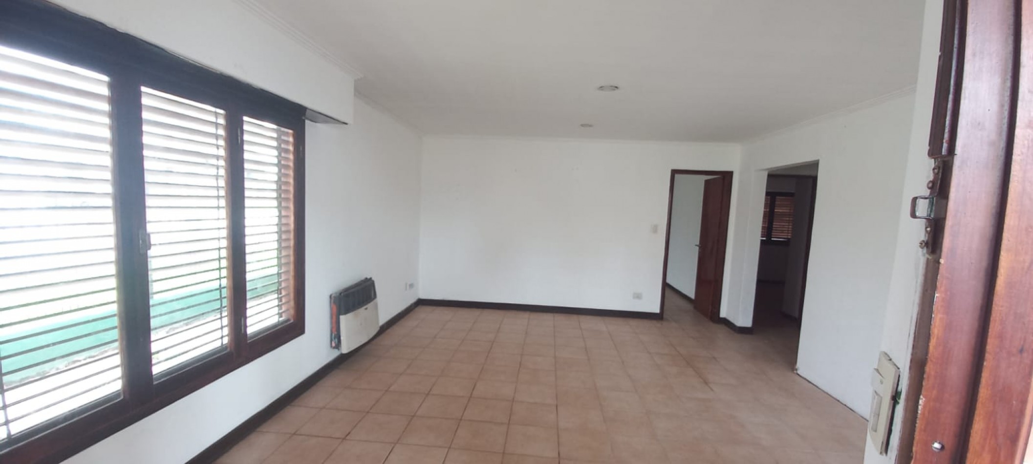 VENTA CASA 3 AMB.CON GARAGE