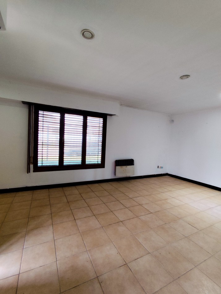 Chalet 3 amb con garage en venta. Colinas de P. Ramos 