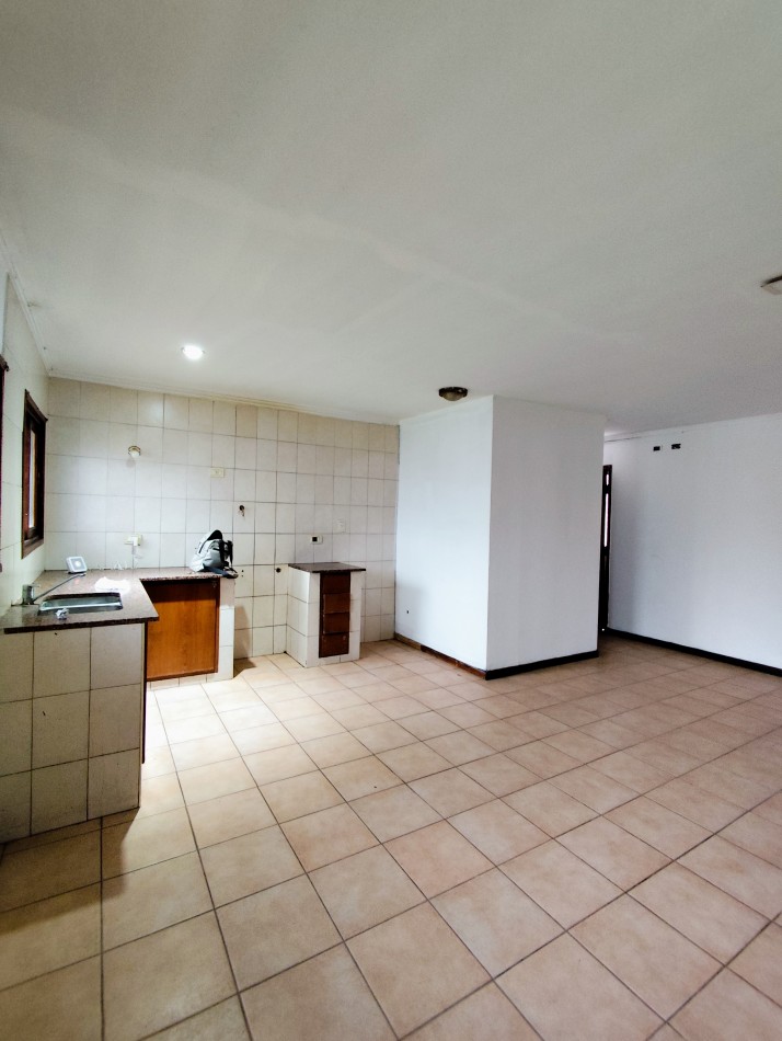 Chalet 3 amb con garage en venta. Colinas de P. Ramos 