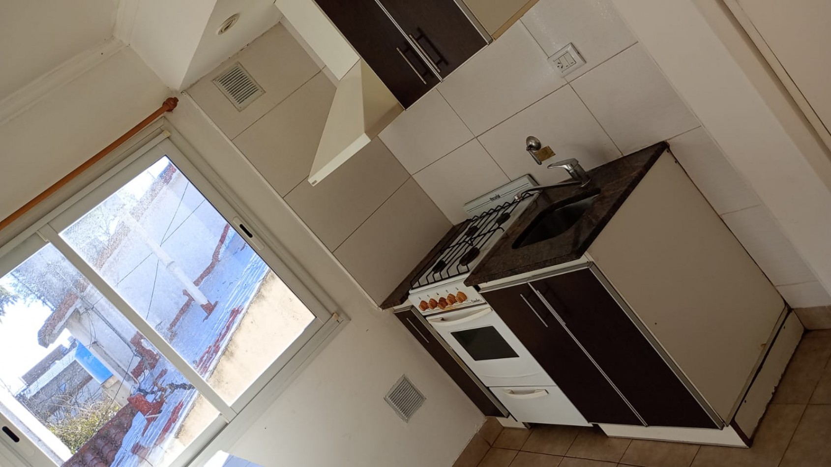 PH en venta barrio Villa Primera 