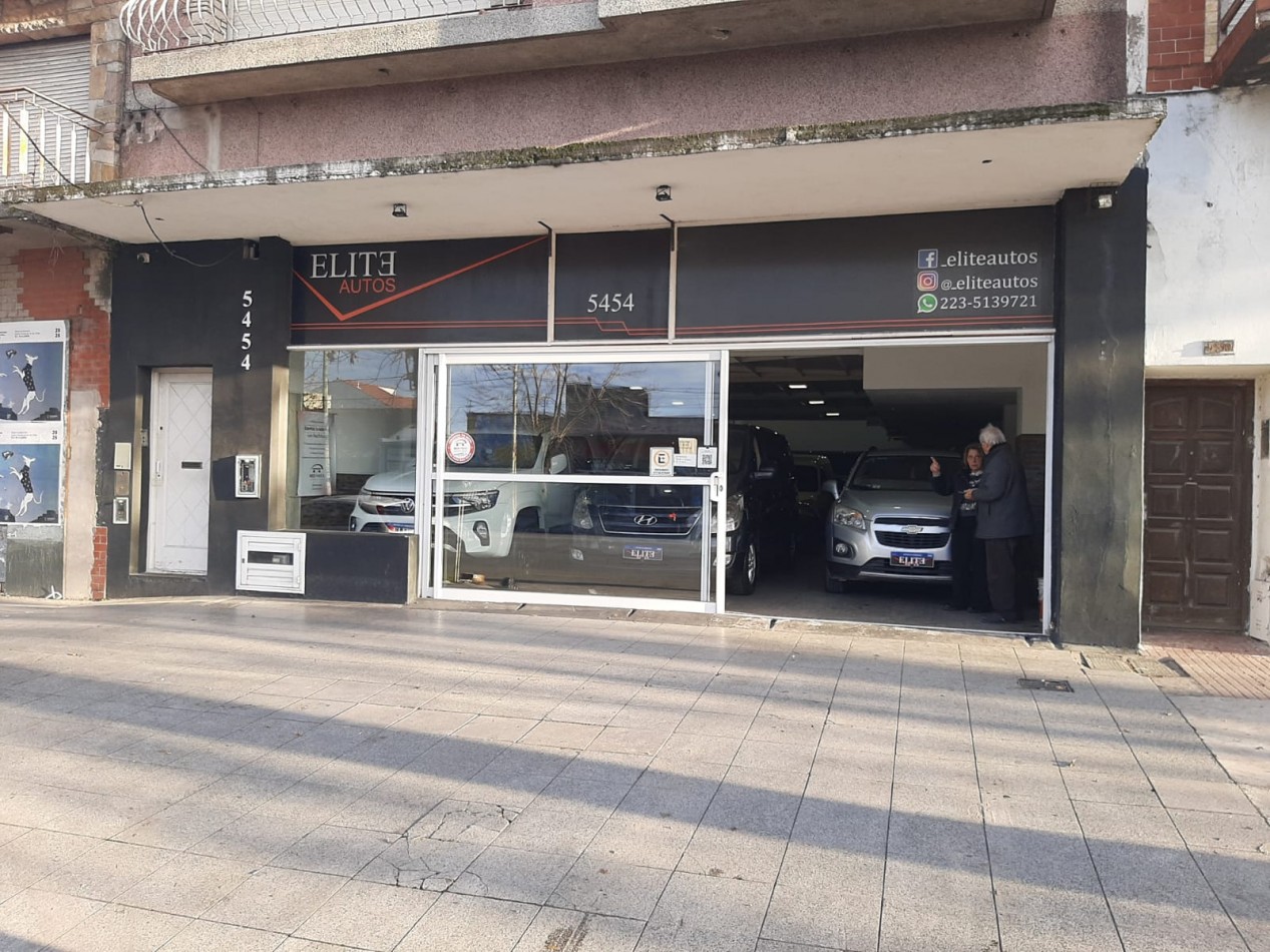 Alquiler importante local comercial