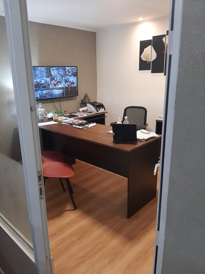 Alquiler importante local comercial