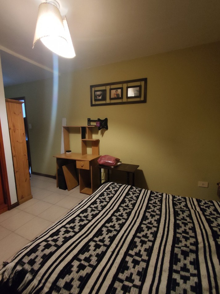 Depto 3 amb . Dos baños en duplex excelente estado. Barrio don Bosco 