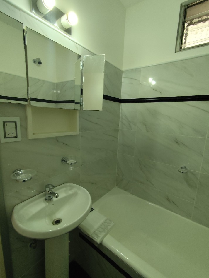Depto un amb amoblado zona centro 
