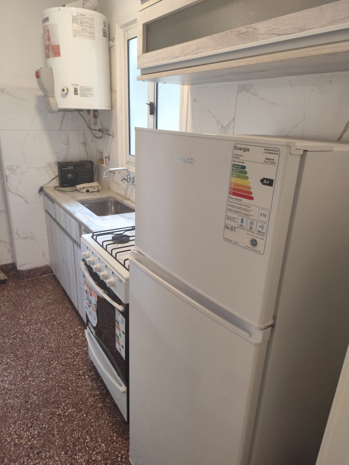 Depto un amb amoblado zona centro 